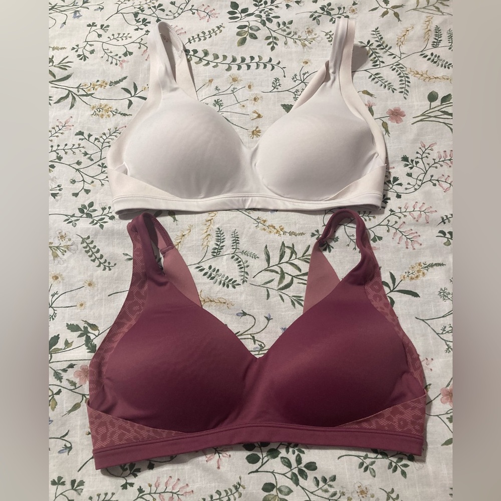 2 Warners Wireless No Side affects T shirt Bra